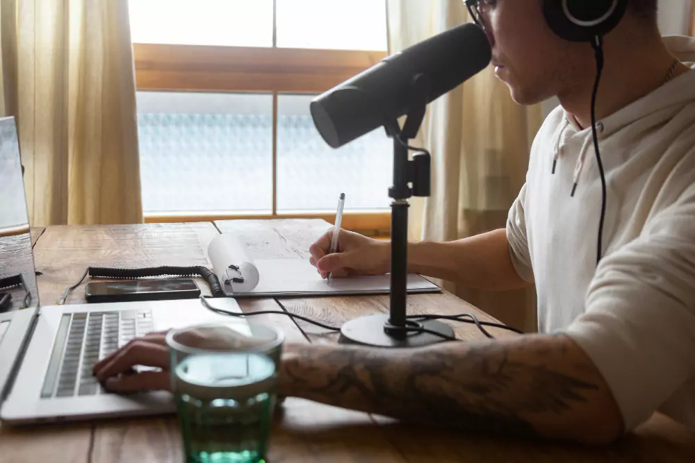 Write Killer Voice-Over Scripts