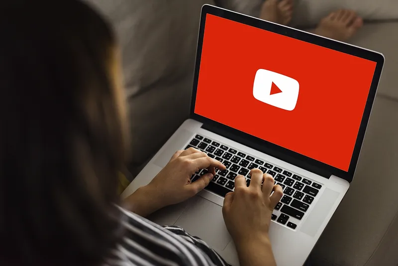 youtube logo on a laptop
